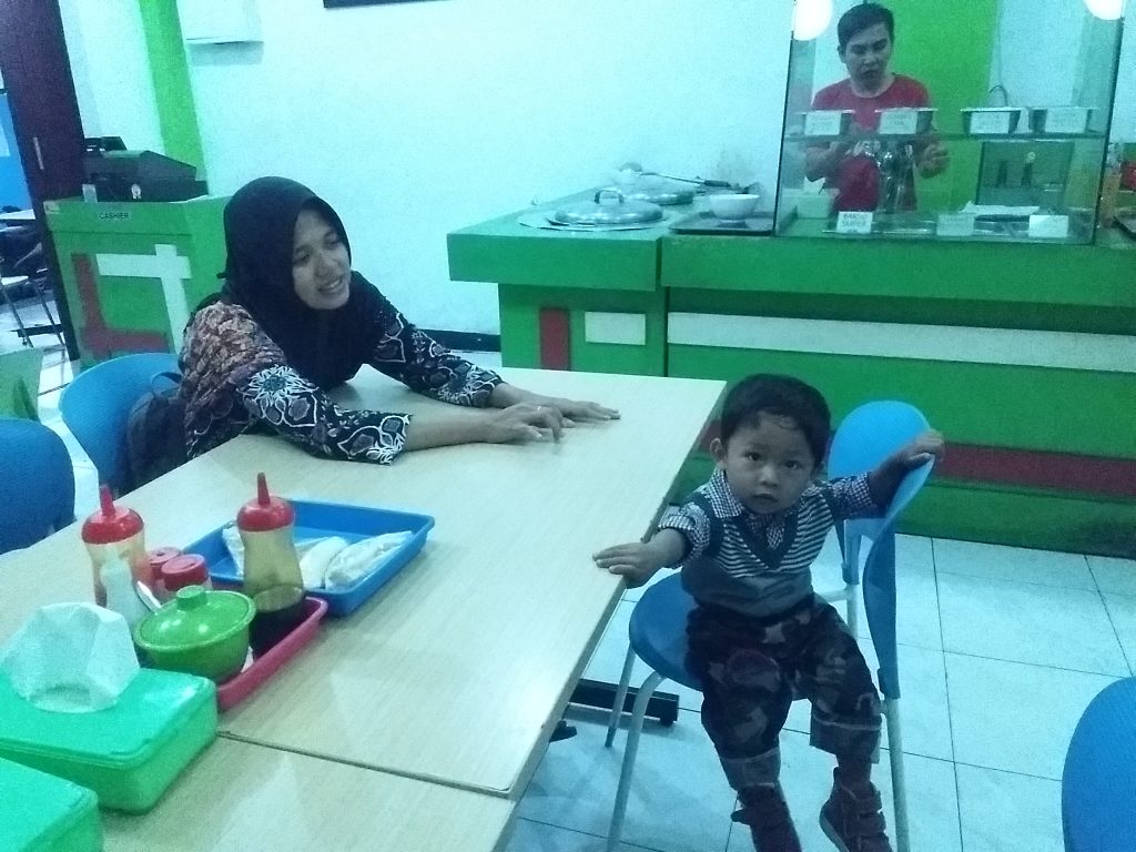 Buka Bersama dengan Membawa Toddler, Yay or Nay? - Widi Utami